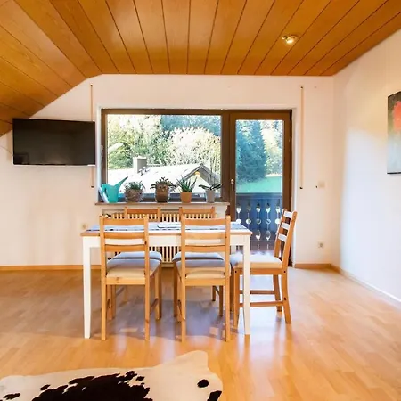 Schwarzwald 2 Bedroom شقة
